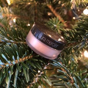 Laura Mercier Translucent Loose Glow Powder